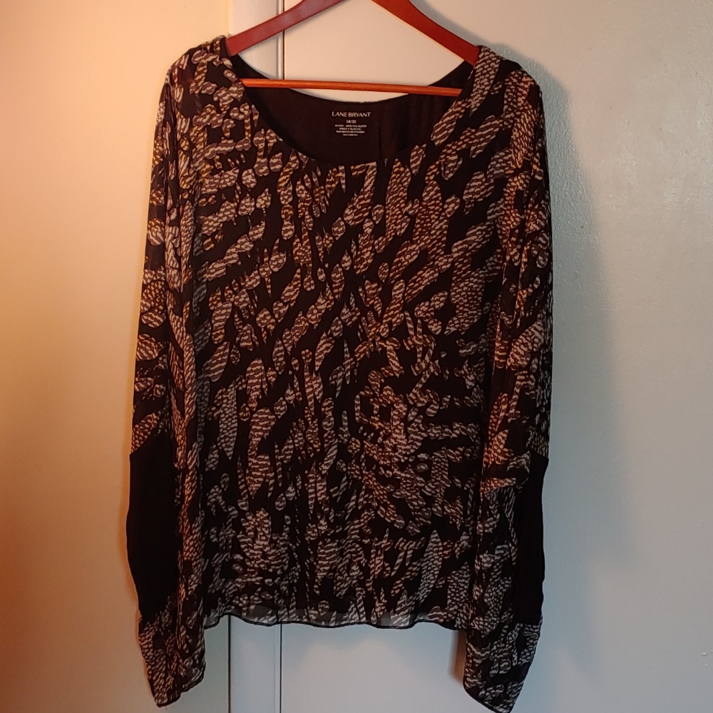 Flowy LB Top